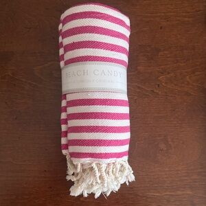 Beach Candy Women's Pink and White Striped Turkish Towel NWT